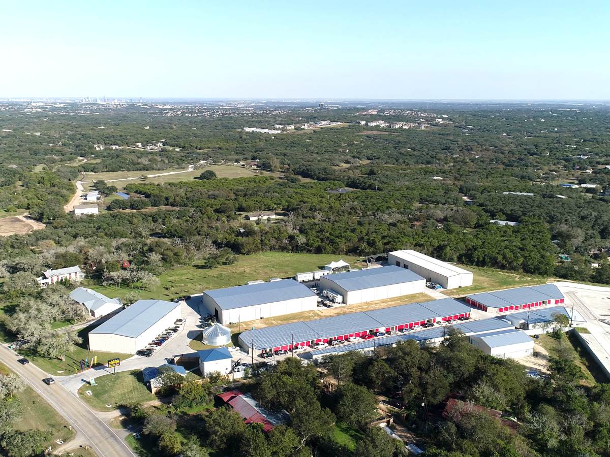 drive-upself storage units near Austin